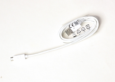 查看 USB A M TO MICRO USB B M CABLE-9 详情